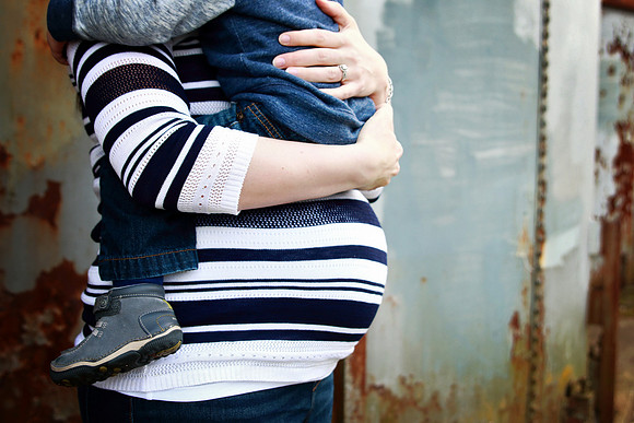 Wedoff Photography Maternity session www.wedoffphotography.com