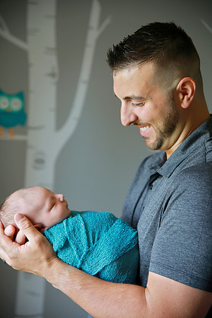 Wedoff Photography Newborn session www.wedoffphotography.com