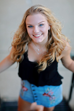 Wedoff Photography Woodstock Senior Session