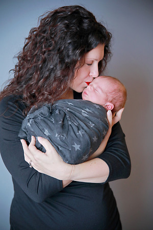 Wedoff Photography Newborn session www.wedoffphotography.com
